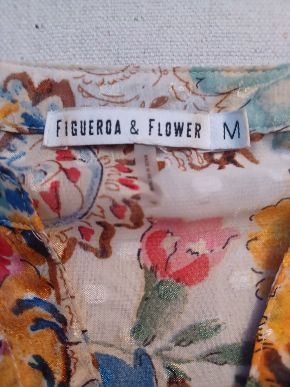 Figueroa & Flower Sheer Floral Button-Front Blouse Women's Size Medium - Picture 2 of 9